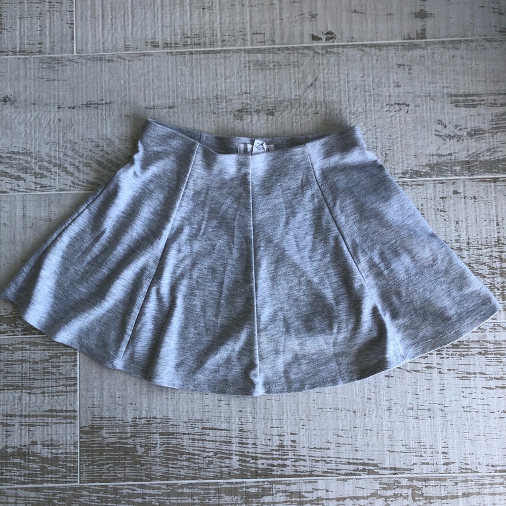 Forever 21 Gray Skater Skirt S